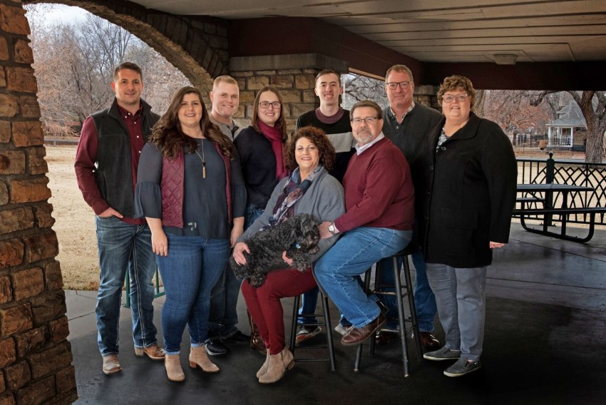 Group photo of the Deterding family.